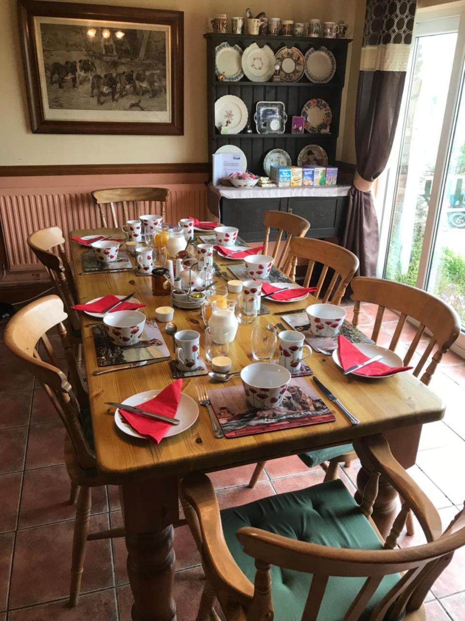 Brynawel Farm B&B Pontlliw 외부 사진
